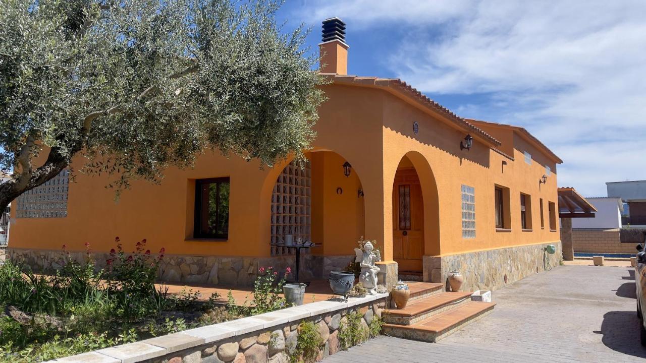 Casa Martina Villa Cardedeu Exteriör bild